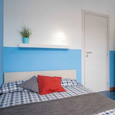 Rent this 5 bed room on Via Cagliero - Viale Stefini in Via Giovanni Cagliero, 20125 Milan MI