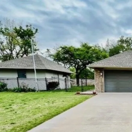 Buy this 3 bed house on 1634 Foxcroft in Enid, OK 73703