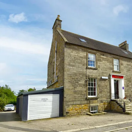 Buy this 16 bed house on South Bank Bed & Breakfast in 36 Academy Street, Elgin