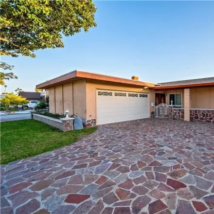 Buy this 3 bed house on 3168 West Bridgeport Avenue in Anaheim, CA 92804