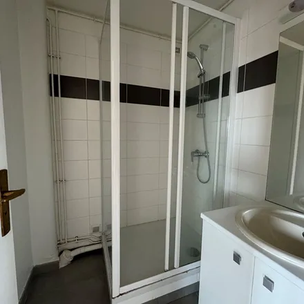 Rent this 1 bed apartment on 1517 Place de l'Hôtel de Ville in 76600 Le Havre, France
