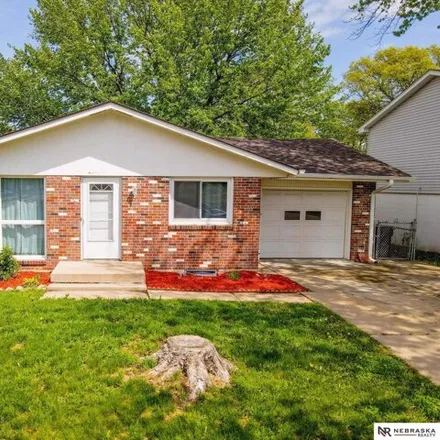 Buy this 3 bed house on 5104 Aylesworth Avenue in Lincoln, NE 68504