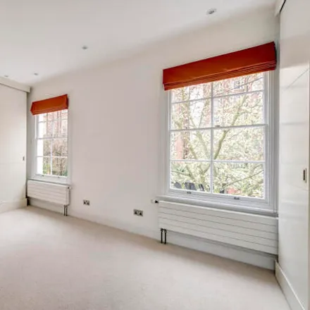 Image 7 - 28 Portobello Road, London, W11 2QD, United Kingdom - Townhouse for sale