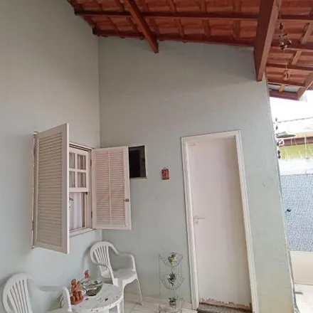 Buy this 2 bed house on Rua Passa Quatro in Parque Nossa Senhora da Glória, Tremembé - SP
