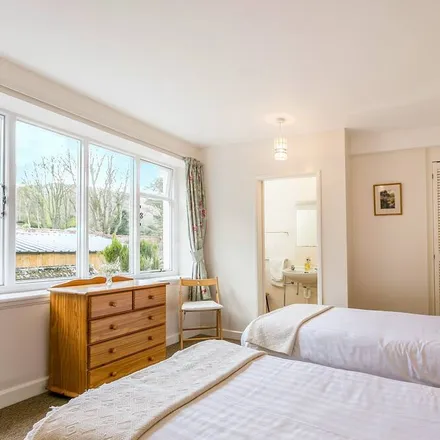 Rent this 2 bed townhouse on Minehead in TA24 8SQ, United Kingdom