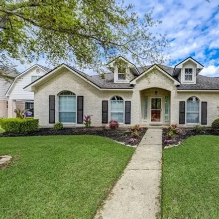 Buy this 4 bed house on 2290 Winecup Lane in League City, TX 77573