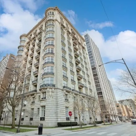 Buy this 7 bed condo on 1550 North State Parkway in Chicago, IL 60610