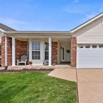 Buy this 2 bed condo on 2 Twelve Oaks Court in Saint Peters, MO 63376