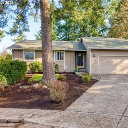 Buy this 6 bed house on 7810 Southwest Calaveras Court in Beaverton, OR 97007