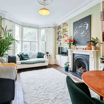 Rent this 2 bed apartment on Blythwood Road in London, N4 4EX