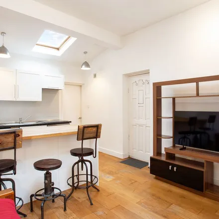 Image 3 - 33 Tamworth Street, London, SW6 1LG, United Kingdom - Apartment for rent