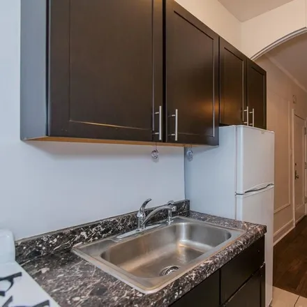 Rent this 1 bed apartment on 2827 North Burling Street
