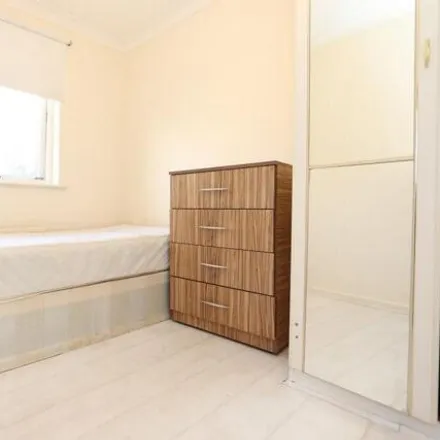 Rent this studio house on 40 Salmen Road in London, E13 0DT