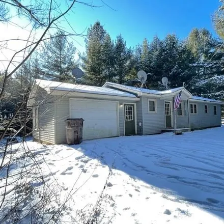 Buy this 3 bed house on M-61 in Grim Township, MI