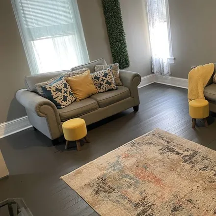 Rent this 1 bed apartment on Macon