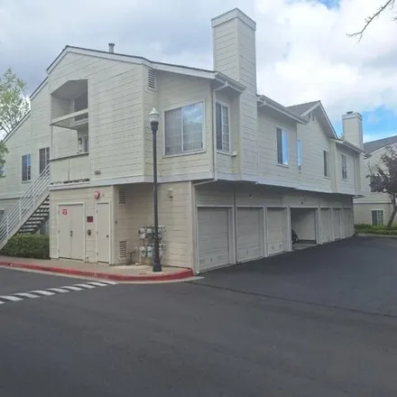 Buy this 2 bed condo on 1450 Thrush Avenue in San Leandro, CA 94578