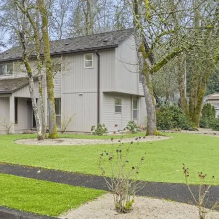 Buy this 3 bed house on 6925 Southwest Larkspur Place in Beaverton, OR 97008