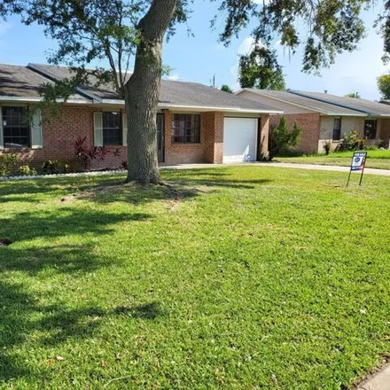 Buy this 4 bed house on 811 South Kottle Circle in Daytona Beach, FL 32114