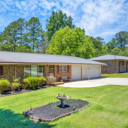 Buy this 3 bed house on 1226 Skyline Dr in Toccoa, Georgia
