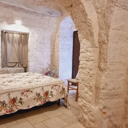 Rent this 2 bed house on 70011 Alberobello BA