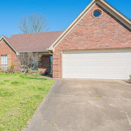 Buy this 3 bed house on 7072 Olive Ridge Drive in Olive Branch, MS 38654