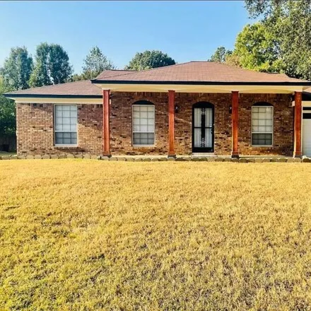 Buy this 3 bed house on 5072 Flanders Avenue in Memphis, TN 38118