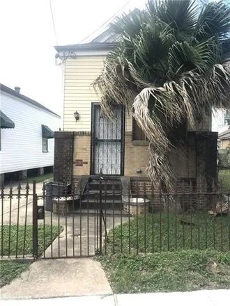 Buy this 3 bed house on 3024 Gravier Street in New Orleans, LA 70119