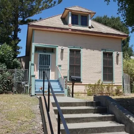 Buy this 2 bed house on 226 Kentucky St in Vallejo, California