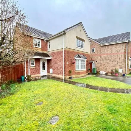 Buy this 3 bed house on Springfield Gardens in Penywaun, CF44 9LQ