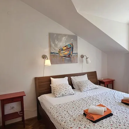 Rent this 4 bed house on 21403 Općina Sutivan