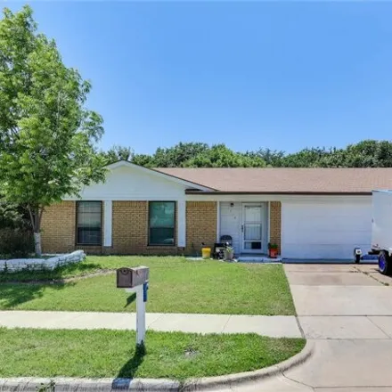 Buy this 3 bed house on 1560 Hanover Drive in Arlington, TX 76014