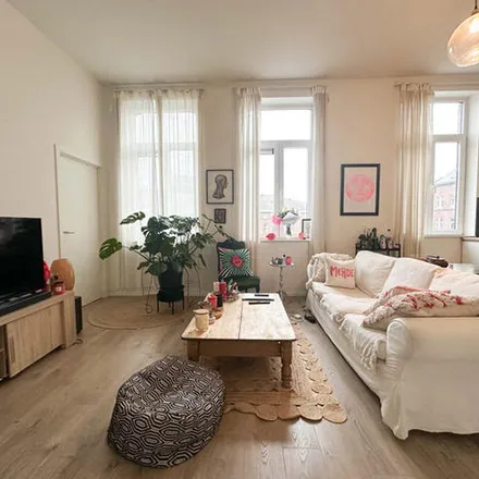 Rent this 2 bed apartment on Place Émile de Lalieux 42 in 1400 Nivelles, Belgium