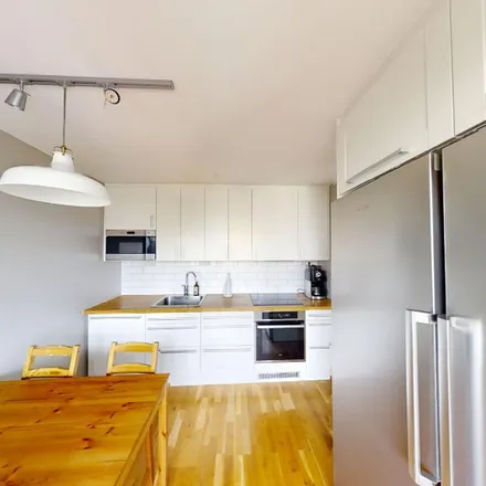 Rent this 2 bed apartment on Regnstigen 16 in 169 60 Solna kommun, Sweden