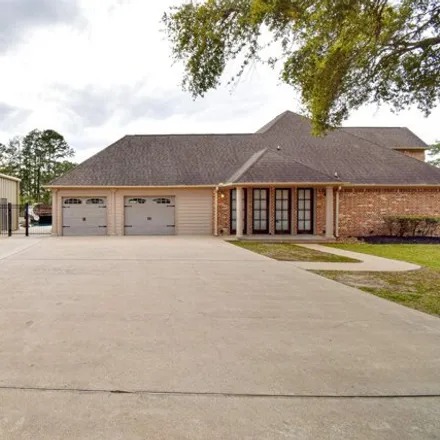 Buy this 4 bed house on 596 Knupple Road in Silsbee, TX 77656