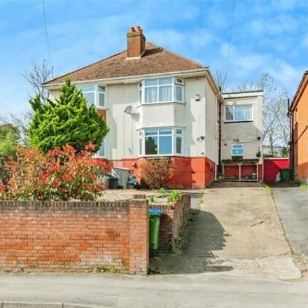 Buy this 3 bed duplex on 25 Middle Road in Southampton, SO19 8FQ