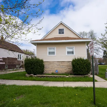 Buy this 2 bed house on 24 156th Street in Calumet City, IL 60409