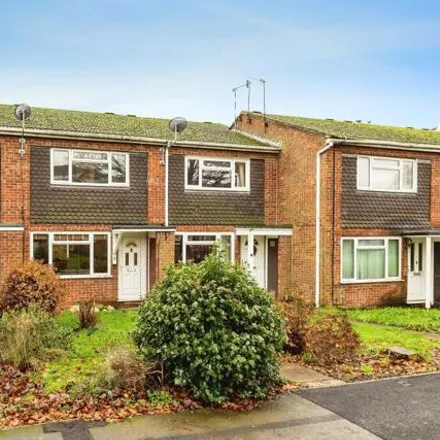 Buy this 2 bed townhouse on Boswell Grove in Warwick, CV34 5UP
