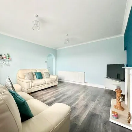 Image 4 - Beancross Road, Grangemouth, FK3 8YF, United Kingdom - Apartment for sale