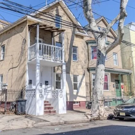 Buy this 6 bed house on 122 Cutler Street in Newark, NJ 07104