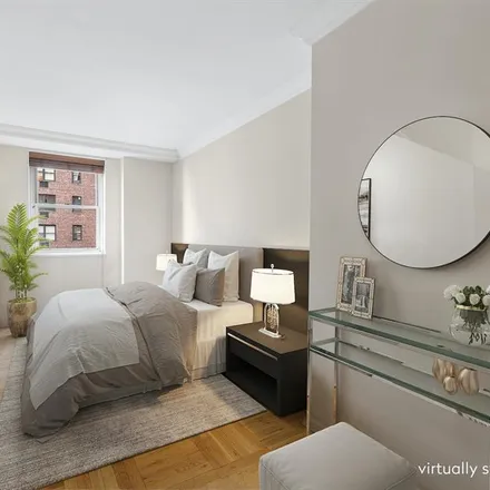 Image 2 - 63 EAST 9TH STREET 3X in Greenwich Village - Apartment for sale