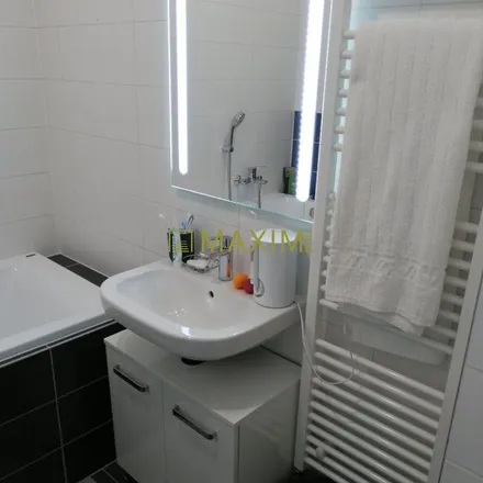 Image 1 - Z-BOX, 608, 277 52 Nové Ouholice, Czechia - Apartment for rent