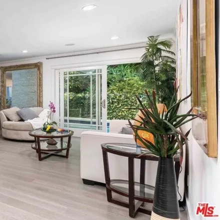 Image 6 - 1951 North Beverly Drive, Beverly Hills, CA 90210, USA - House for sale