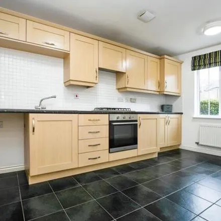 Image 1 - Dydale Road, Swindon, SN25 1AP, United Kingdom - Townhouse for sale