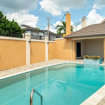 Image 1 - Grosvenor Terrace, Constant Spring, Kingston, Jamaica - Apartment for rent