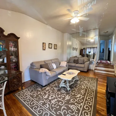 Rent this 3 bed townhouse on 588 Aztec Place in New York, NY 11691
