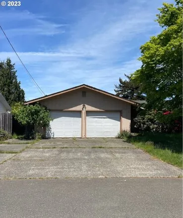 Buy this 3 bed house on 2952 Ridgeway Court in Reedsport, OR 97467