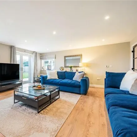 Image 3 - Silchester Road, Little London, RG26 5EP, United Kingdom - House for sale