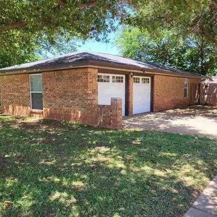 Rent this 3 bed house on Elmwood Avenue in Wichita Falls, TX 76308