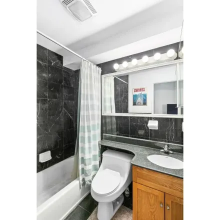 Image 3 - 62 Rivington Street, New York, NY 10002, USA - Apartment for rent