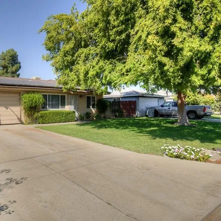 Image 1 - 4487 North Argyle Avenue, Tarpey Village, Fresno County, CA 93727, USA - House for sale